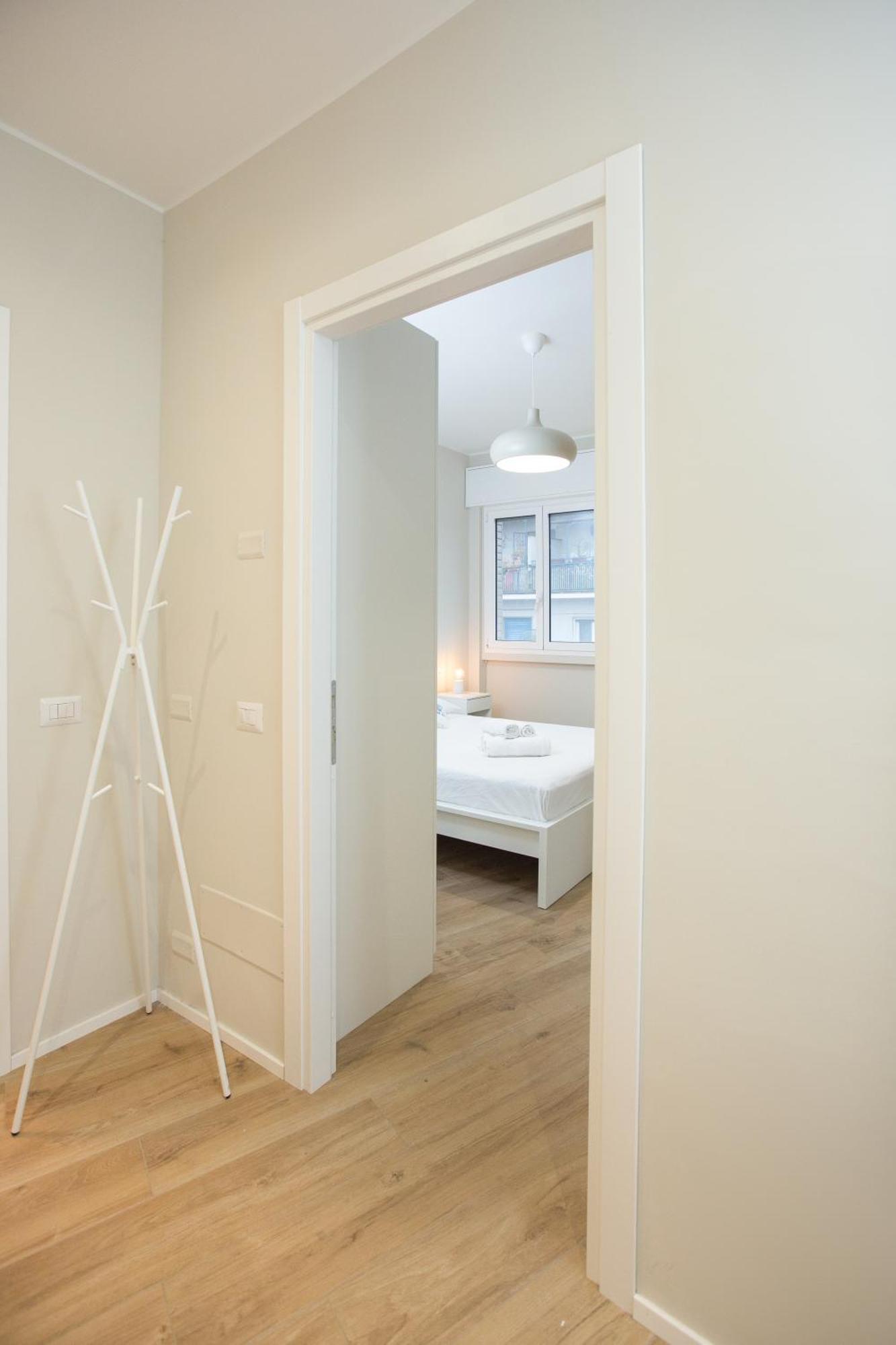 Dreams Exclusive Apartments With Terrace - Free Parking - M1 Station - Near Center Milán Exteriér fotografie